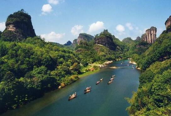 人少景美！五一小長(cháng)假最適合出游的的當地